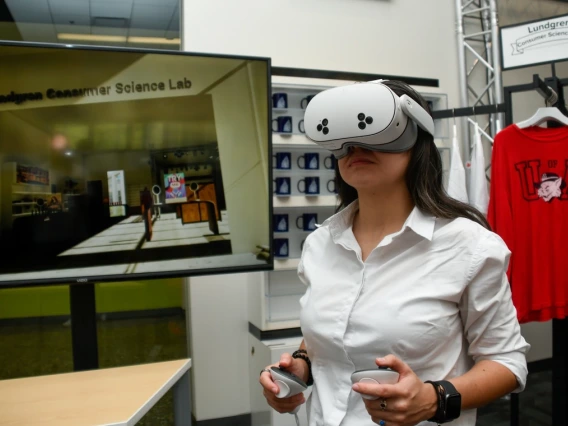 digital twin technology for retailing and consumer science at the university of arizona