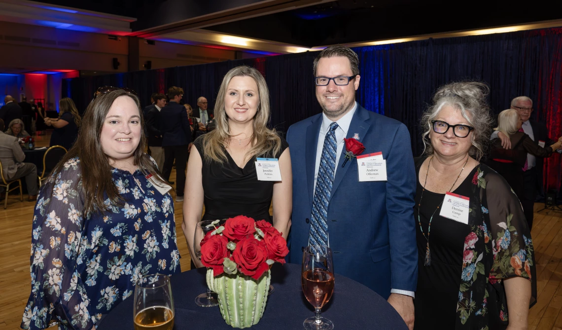 Elizabeth Rogers, Jennifer Perkins, Andrew Offerman and Denise Camp